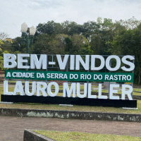 Lauro Müller instala letreiro turístico em homenagem à Serra do Rio do Rastro