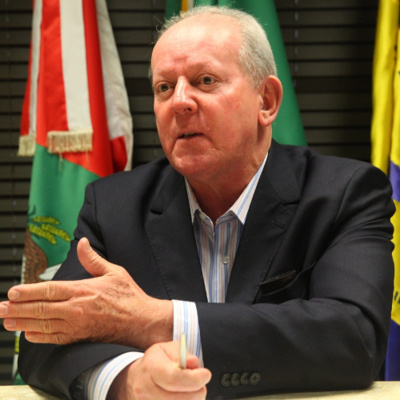 Rádio Cruz De Malta Am 830