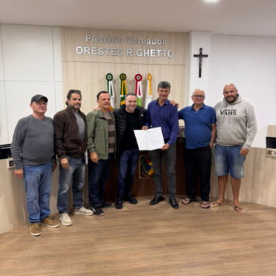 Rádio Cruz De Malta Am 830