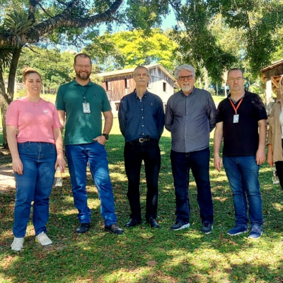 Rádio Cruz De Malta Am 830