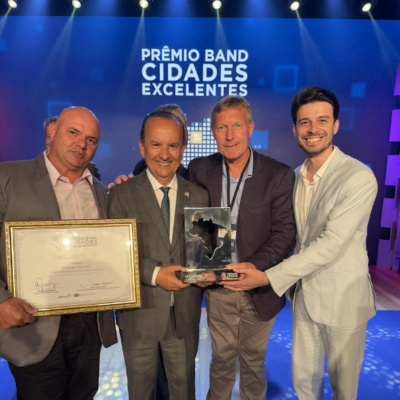 Rádio Cruz De Malta Am 830