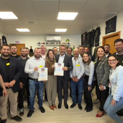 Rádio Cruz De Malta Am 830