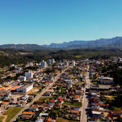 Rádio Cruz De Malta Am 830