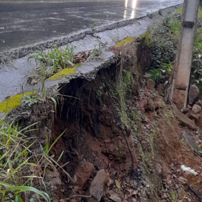 Rádio Cruz De Malta Am 830