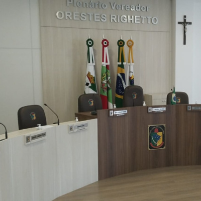 Rádio Cruz De Malta Am 830