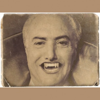 PB-Um Podcast #18 Vote em Drácula – O candidato Morto mas feliz!