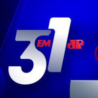 Flávio Bolsonaro anuncia deputado Alfredo Gaspar como vice