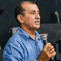 Luiz Soares - Vencendo as aflições do mundo.