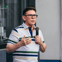 Gerações conectadas pelo exemplo - Pr Eli Parreira