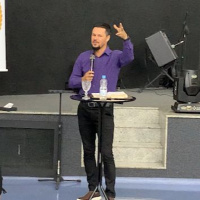 Roberval Brito - Ensino, correção e repreensão.