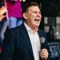 Ebenézer, até aqui nos ajudou o Senhor - Pr Eli Parreira