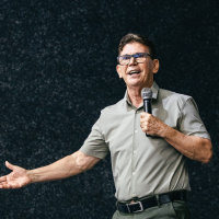 Do fundo do poço ao milagre de Deus - Pr Eli Parreira