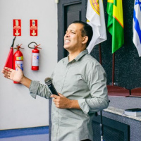 Como estão os seus alicerces? - Atevaldo Silva