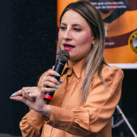 Naira Diniz - Como vencer batalhas.