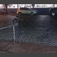 Estamos em estado de alerta, diz prefeito de Santos após chuvas