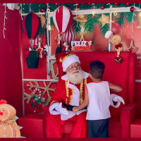 Projeto Natal Encantado leva Papai Noel para 33 favelas do RJ