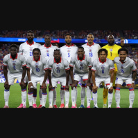 Projeto social de brasileiros formou quatro jogadores do Haiti que enfrentam a Seleção nesta sexta