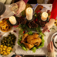 Saiba como lidar com os exageros e equilibrar a alimentação na ceia de Natal