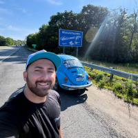 Conheça torcedor que viajou de fusca até os EUA para acompanhar Brasil na Copa do Mundo