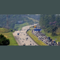 Implementação de pedágio Free Flow eliminará paradas em rodovias, diz gerente de operações da Ecovias Imigrantes