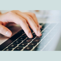 Crianças não sabem dos riscos na internet, por isso a necessidade de supervisão, afirma psicóloga