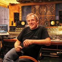 EM ESTÚDIO com Simon Wadsworth