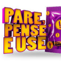 “Pare, pense e use camisinha” Esse é o slogan da campanha de combate ao HIV no carnaval de 2019