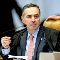 Barroso vota contra indulto editado por Temer