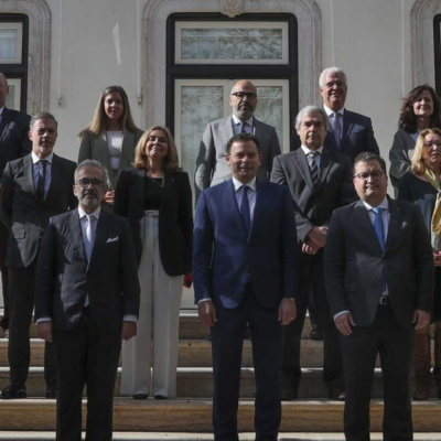 Jovem Conservador De Direita