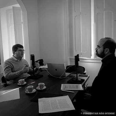 Perguntar Não Ofende