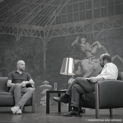 Perguntar Não Ofende