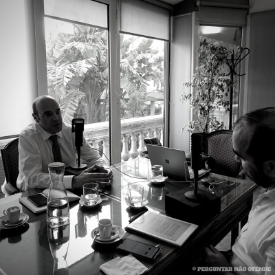 Perguntar Não Ofende