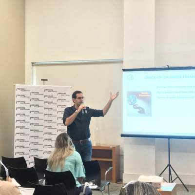 De Carona Nas Finanças