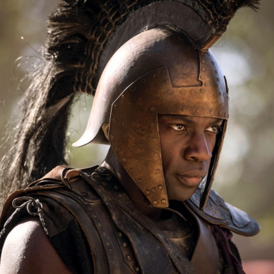 Rede Poderosa De Intrigas