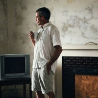 O lar dos (calmos) valentes e a transcendência pela voz