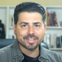 Henry Bugalho // POUCAS #74