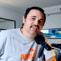 #120 - HELFIMED FOI AO CANADÁ...