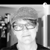 Special guest Wolfgang Moser and I talk ghosts in what is the first of many paranormal convos. 