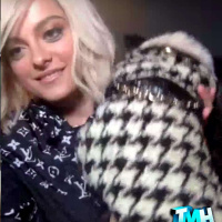 Tu Musica Hoy - Un grupo de fans entrevista a Bebe Rexha