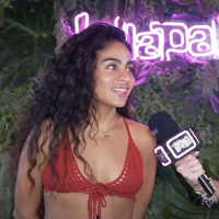 Entrevista a Jessie Reyez:Cuando mis papás salían de parranda, me llevaban. Son mis mejores amigos