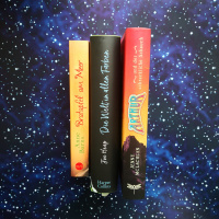 Acht - von Schuhskandalen und Büchern im September