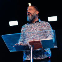 #761 - Inconformados (Luciano Subirá)