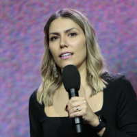 #441 - Uma Vida Normal que Vive Coisas Extraordinárias (Priscila Costa) 