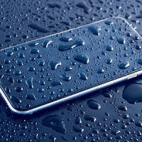 Sabia que são necessários 12.760 litros de água para produzir um smartphone?