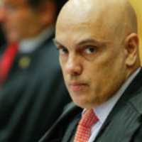 Política não é ódio. Liberdade de expressão não é barbárie...