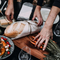 Por que oramos antes de comer?