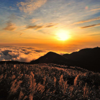 Deus Permanece Fiel ✅