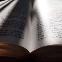 Preenchidos pela palavra