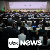 CULTURA - Jovens músicos de rua presos por cantar músicas anti-Kremlin fugiram da Rússia, diz mídia