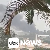 BRASIL - Brigadas combatem chamas em meio a pior início de temporada de incêndios na Amazônia em 20 anos